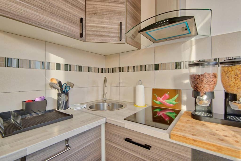 Le Bonheur Des Catalans Apartment Marseille Luaran gambar
