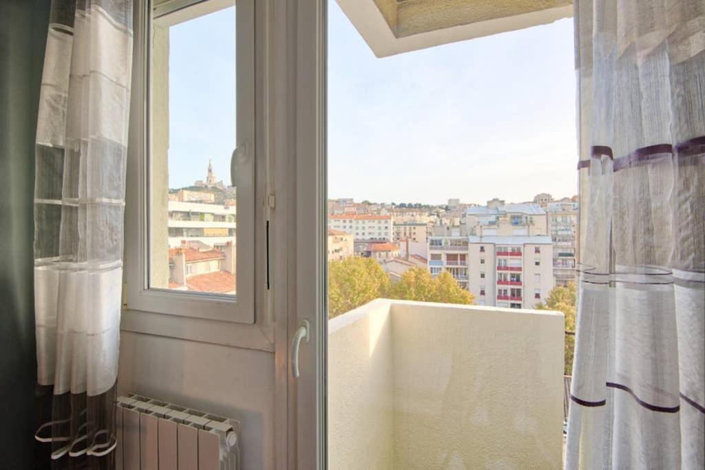 Le Bonheur Des Catalans Apartment Marseille Luaran gambar